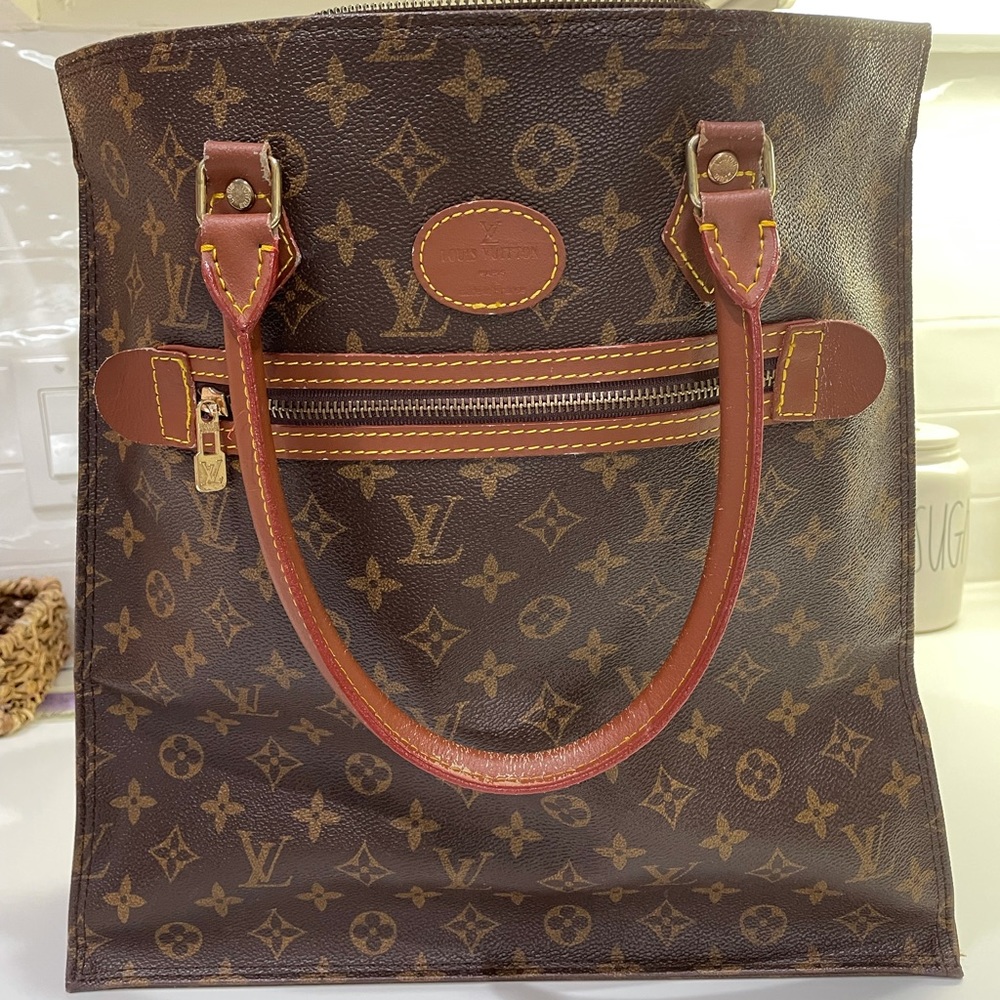 Louis Vuitton Sac Plat Handbag